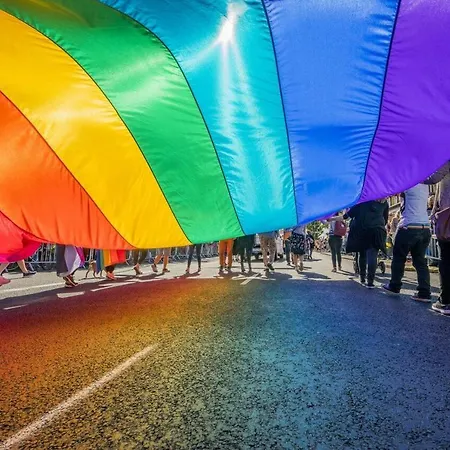 Apartment Sushi Metro Wifi 500 Mbs, 70'tv Netflix Appletv+ *