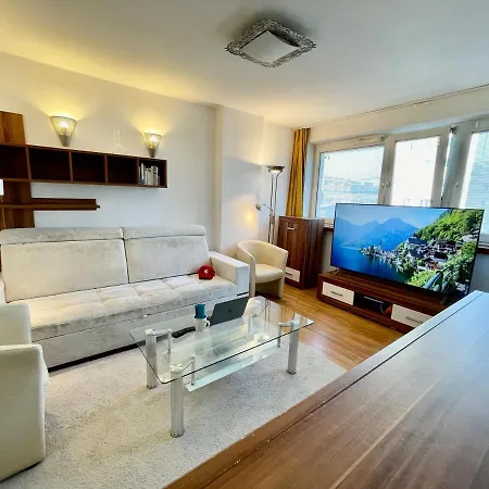 Appartamento Sushi Metro Wifi 500 Mbs, 70’tv Netflix Appletv+