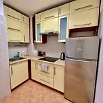 Sushi Metro Wifi 500 Mbs, 70'tv Netflix Appletv+ Apartment