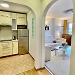 Apartment Sushi Metro Wifi 500 Mbs, 70'tv Netflix Appletv+